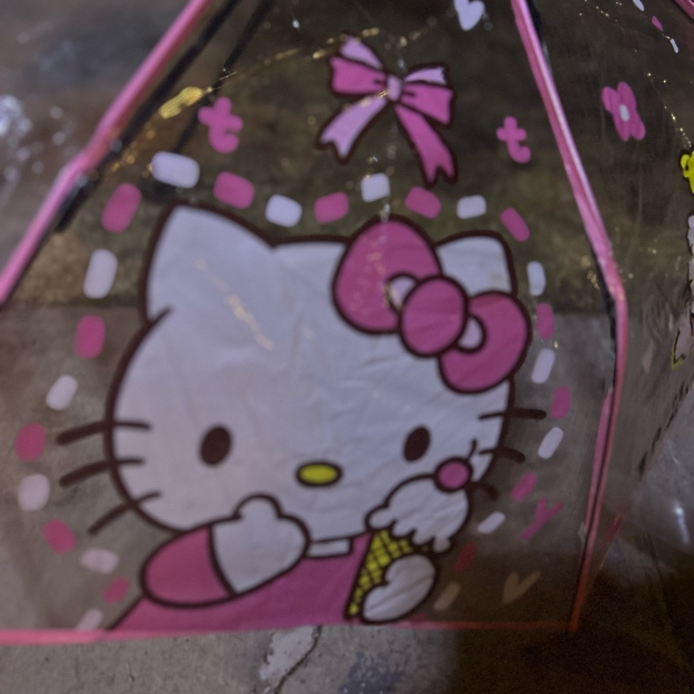 Hello kitty umbrella - Picture 3 of 6